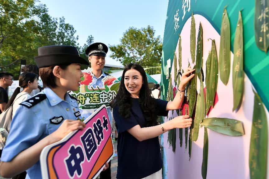 汉服展示等交流环节